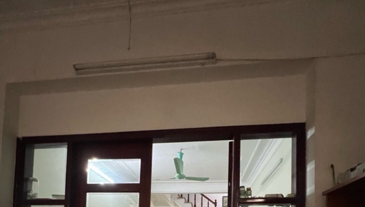 MỘT NHÀ RA MẶT PHỐ ĐỒNG CỔ- MẶT NGÕ BUÔN BÁN SẦM UẤT- VỪA Ở VỪA KINH DOANH CỰC ĐỈNH!,,
Bán nhà Đồng Cổ 55m 4T MT4.2 giá 12.8 tỷ