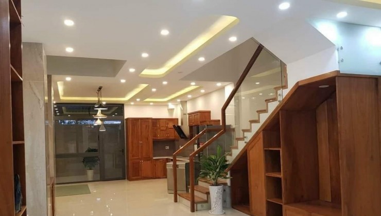 GẤP BÁN BIỆT THỰ KIỀU ĐÀM QUẬN 7 -  KHU VỰC VIP HIẾM BÁN - FULL NỘI THẤT  - CHỈ 17 TỶ