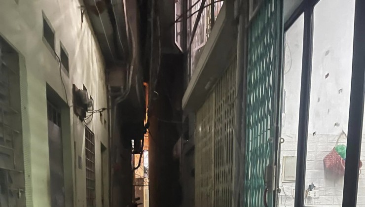 Bán Nhà Thanh Xuân 27/30m x 4 Tầng Mt 3.5m Gần Ô Tô Giá 3.6 Tỷ.