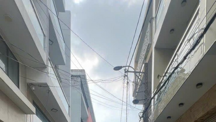 HẺM HXH QUAY ĐẦU SỔ ĐẸP VUÔNG VỨC BÌNH TÂN -GIÁP TÂN PHÚ - NHÀ 2 TẦNG 2 MẶT