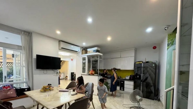 BÁN NHÀ Vũ Miện Tây Hồ 170m x 3 Tầng Mt 11.5M Ô TÔ Tránh Giá 50 Tỷ.