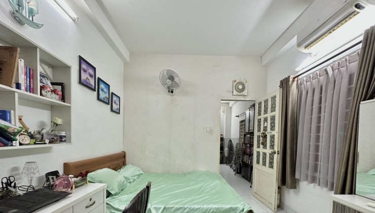 TRẦN HUY LIỆU P8 PHÚ NHUẬN - 37M2 - 4 TẦNG BTCT - NGANG LỚN 9M - 15M 1 TRỤC RA MẶT TIỀN - 6.99 TỶ