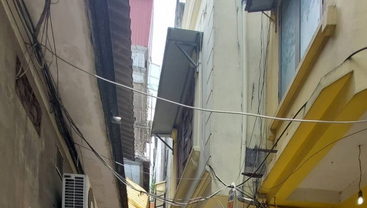 Bán nhà ngõ 192 Lê Trọng Tấn 45m nhà c4 giá 1.3 tỷ