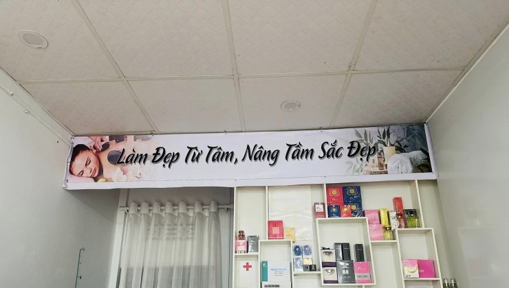 CẦN SANG GẤP MB ĐANG KINH DOANH TÓC - NAIL - SPA ngay mặt tiền ngô quyền phường 6 nhà nguyên căn