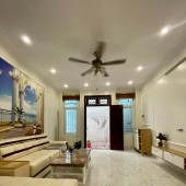 Nhà Phố Láng Hạ - Mặt Ngõ to - Phân Lô - Ở Sướng - Hiếm - chỉ 5,99 tỷ