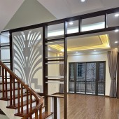 BÁN NHÀ CẦU GIẤY - DT 45M- 5TẦNG + GIÁ  NHỈNH 7 TỶ
