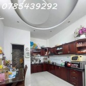 Bán nhà 3 tầng , tân phú ,4x19m, ,hẻm 8m, ngày ngã tư thạch lam, 7.9tỷ