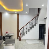 GIẢM 390 TRIỆU - HỘ KHẨU HOÀNG MAI - 42M2 - 5 TỶ 9 - Ô TÔ KINH DOANH - SỔ ĐỎ VUÔNG NHƯ TỜ A4