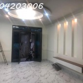 Bán nhà Hoàng Mai, diện tích 40m
