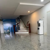 HOT HOT!! Bán Shophouse rẻ hơn gấp 15 giá thị trường
Chính chủ cần bán gấp căn CT1 Tầng trệt VCN Phước Hải, mặt tiền đường Tố Hữu, Nha Trang - Cơ