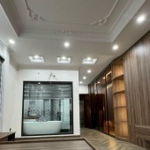 NHÀ MỚI CĂN GÓC, CHỦ XÂY TÂM HUYẾT BÁT KHỐI