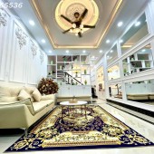 Tặng nội thất- nhà 4,5 tầng đẹp Long lanh- lô góc- 5 ngủ.