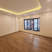 Nhà mới đẹp, tôi chính chủ cho thuê, 86m2_ 4.5T; 17 Tr. Kinh doanh, VP. Khu Láng Hạ