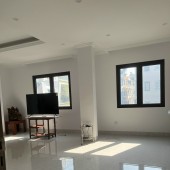 Nhà mới Chính chủ cho thuê 75m2,4T, VP, KD, Nhà hàng, Kim Mã Thượng-25Tr