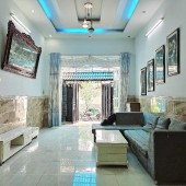 Phạm văn đồng - gần gigamall - 75m2 2 tầng - oto đỗ cửa- 3pn kín - hoàn công đủ - chỉ 5,5 tỷ thương lượng