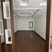 Bán nhà 34m Tứ Hiệp, gần ô tô, ngay Trung Tâm Huyện Thanh Trì giá chỉ 4.3  tỷ