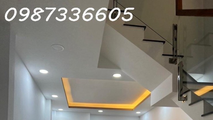 BÁN NHÀ 75M2, 3 TẦNG  XE HƠI TẤN CỬA, 4 PHÒNG NGỦ,  CÁCH VÀI BƯỚC RA MẶT TIỀN NHỈNH 5 TỶ,