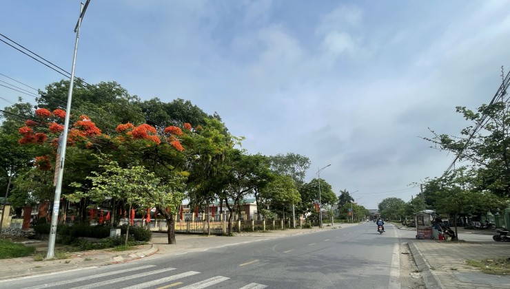 Chủ gửi bán lô 61.9m xóm làng đại yên 
Cách tỉnh lộ 50 m , chúc sơn 500 m 
Giá đầu tư. Đường ô tô thoải mãi