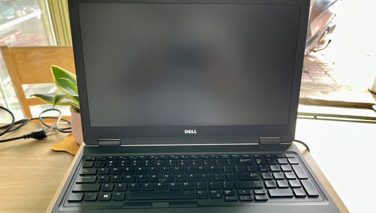 Dell Precision 3530 i7-8850H/ram 16g/ 512g ssd/vga 4g/ màn hình 15.6 inch fhd giá chỉ từ 8.500.000. Liên hệ 0826737274