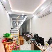 A- Bán Nhà Q3 , Hẻm 242/ Nguyễn Thiện Thuật 30m2 , 2 Tầng , 2 PN Giá Chỉ 4 tỷ 250