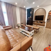 CỰC PHẨM- Đường Láng- Cách Phố 15M-8 Tầng Thang Máy 44m2/ MT 5m chỉ 13.5 Tỷ