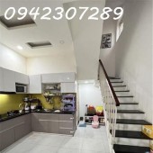 Nhà 2 lầu- 3x10m - GẦN CHỢ HOA ĐẦM SEN - MỘT BƯỚC RA MẶT TIỀN - SỔ VUÔNG NHƯ A4 - NHỈNH 3 TỶ,