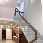 KHU AN NINH - ĐANG CHO THUÊ 9TR NHÀ 2 TẦNG HẺM XE HƠI VÀO NHÀ 2 TẦNG BTCT-