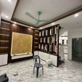 Đông Thiên 49m x  4 Tầng ,5.65 tỷ Hoàng Mai Hà Nội,vài bước ra phố tiện ích bạt ngàn