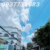 NGAY CÔNG VIÊN - TRUNG TÂM - GIÁP TÂN PHÚ - NHÀ 2 TẦNG MỚI ĐẸP VÀO Ở NGAY - 25M2- PHÙ HỢP MUA Ở HOẶC CHO THUÊ GIỮ TIỀN - GIÁ CHỈ HƠN 2 TỶ