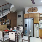 ♣ Nhà đường 5.5m  gần Võ Văn Kiệt 99m2, ngang 6m, 3 tầng đẹp xịn, 6.x tỷ