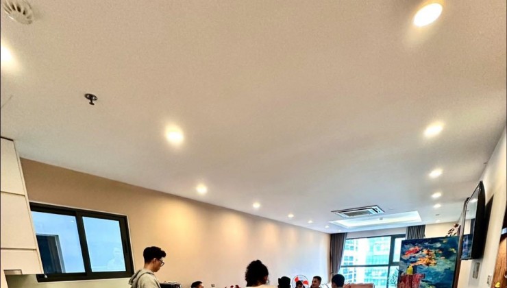 BÁN CHUNG CƯ CAO CẤP, VIEW HỒ HOÀNG CẦU, FULL NỘI THẤT CAO CẤP, 135M2, 10.5 TỶ