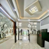 Trung tâm thị trấn Nhà Bè 2 mặt tiền xe hơi ngủ trong nhà,, giá tốt Nhà mới lệch tầng, nội thát cao cấp dọn vào ở ngay,