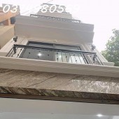 Nhà đẹp Logoc Mậu Lương thoáng full nội thất 
DT46m2, 5 tầng Giá 4,75 tỷ