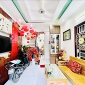 Bán nhà Hà Trì Hà Đông 5.5 tầng, nhà mới đẹp, giá nhỉnh 5 tỷ.