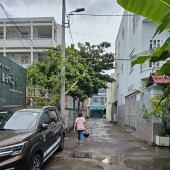 Ngang 3.5 x8.9 m hẻm xe hơi Q4 
Sát chợ 3 tấm chỉ 4 tỷ