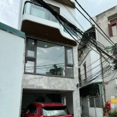 Nhà đẹp Phố Nguyễn Văn Linh 36.8m2, 6 tầng,mặt tiền 5.5m, 6.45 tỷ Long Biên.Lô góc,ngõ thông kinh doanh được, ô tô vào nhà.