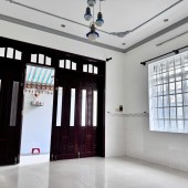 Bán nhà Đẹp Mái Thái 150m2, đường xe hơi vào tận nơi,SHR thổ cư 100%,gần UBND phường