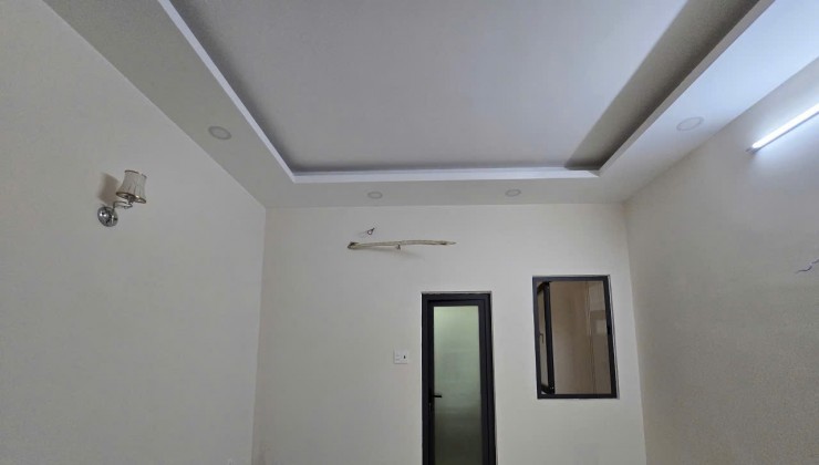 Hẻm Xe Hơi Liên Khu 4-5 Giá Rẻ.
 Diện tích: 60m2, 4 x 15m.
.