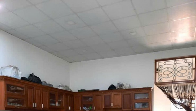 GIÁ CHÀO MỚI 6.3 TỶ.,
,NHÀ HAI MẶT HẺM XE HƠI TRƯỚC SAU - BỀ NGANG RỘNG HƠN 6M - 137M2 - CHỈ 45 TRIỆU/M2