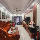 Bán nhà ngõ phố Ngô Thì Nhậm , Hai Bà Trưng ngõ rộng gần ô tô tránh 50m