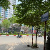 BÁN NHÀ VĂN CAO 56M 5 TẦNG LÔ GÓC GẦN PHỐ Ở SƯỚNG GIÁ 16.5 TỶ