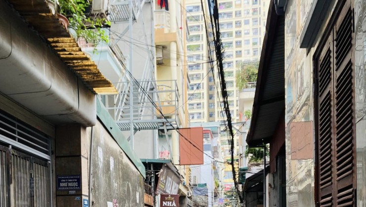 Bán Nhà Phố Tam Trinh, Hoàng Mai, 60m2, 5 Tầng, MT 5m, Ngõ Rộng, ÔTô Vài Bước,Nhỉnh 8 Tỷ.