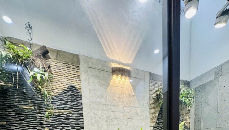 SIÊU HIẾM LÂM DU LONG  BIÊN  
NHÀ ĐẸP NHƯ KHÁCH SẠN 5*- 
Ô TÔ TRÁNH 30 M THOÁNG TRƯỚC SAU CHỦ TẶNG NỘI THẤT CƠ BẢN