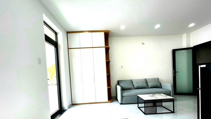 Bán Gấp Căn 4Tầng Hoàng Diệu 2 Làng Sinh Viên+Nội Thất, Thu Nhập Khủng