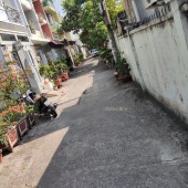 Tân Bình-MT 4.2m-100m2-5PN-xe hơi vào nhà-gần chợ+cv chỉ 8tỷ hơn