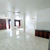 60M2 - 5 TẦNG - TRỊNH ĐÌNH TRỌNG - PHÚ TRUNG - TÂN PHÚ - HXH 7M - NGANG 4.3 DÀI 12M( NỞ HẬU 7.7M)-,THƯƠNG LƯỢNG MẠNH, BÁN NHANH