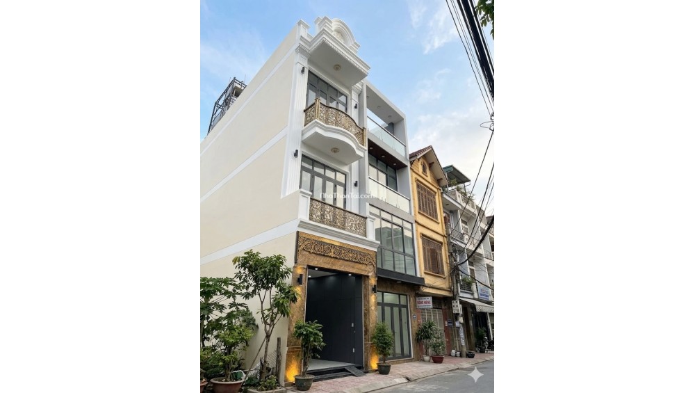 NHÀ MỚI XÓM CHIẾU, QUẬN 4 , 85M2, GIÁ NHỈNH 12,X TỶ